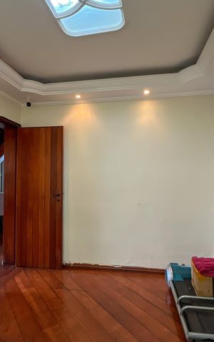 Casa à venda com 185m², 5 quartos e 4 vagasQuarto 1