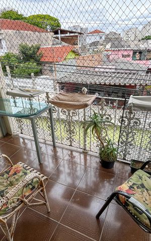 Casa à venda com 185m², 5 quartos e 4 vagasVaranda