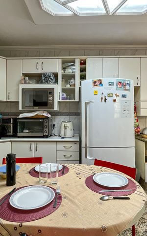 Casa à venda com 185m², 5 quartos e 4 vagasCozinha