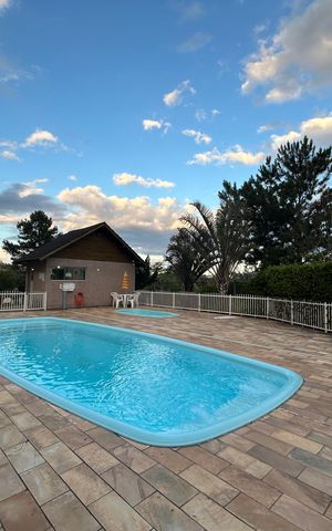Apartamento à venda com 72m², 2 quartos e 1 vaga Apartamento à venda com 72m², 2 quartos e 1 vagaPiscina