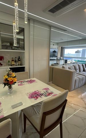 Apartamento à venda com 82m², 2 quartos e 2 vagas Apartamento à venda com 82m², 2 quartos e 2 vagasSala