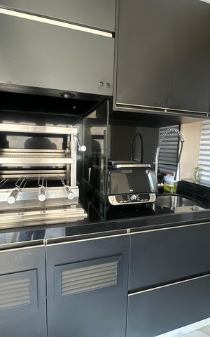 Apartamento à venda com 82m², 2 quartos e 2 vagas Apartamento à venda com 82m², 2 quartos e 2 vagasChurrasqueira