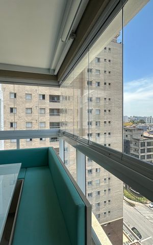 Apartamento à venda com 82m², 2 quartos e 2 vagas Apartamento à venda com 82m², 2 quartos e 2 vagasVaranda