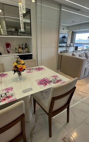Apartamento à venda com 82m², 2 quartos e 2 vagas Apartamento à venda com 82m², 2 quartos e 2 vagasSala