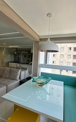 Apartamento à venda com 82m², 2 quartos e 2 vagas Apartamento à venda com 82m², 2 quartos e 2 vagasVaranda da Sala