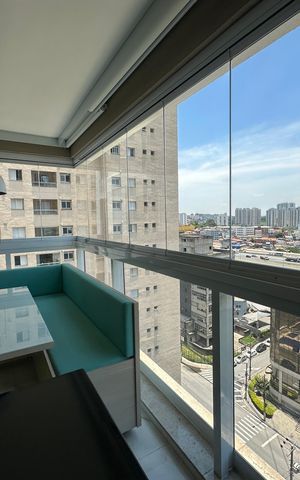 Apartamento à venda com 82m², 2 quartos e 2 vagas Apartamento à venda com 82m², 2 quartos e 2 vagasVaranda