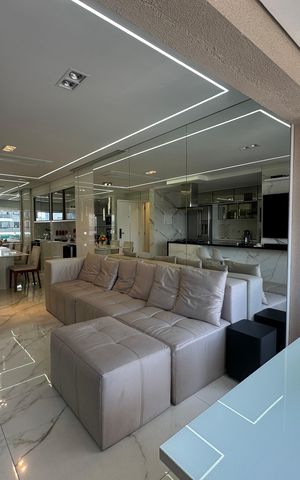 Apartamento à venda com 82m², 2 quartos e 2 vagas Apartamento à venda com 82m², 2 quartos e 2 vagasSala