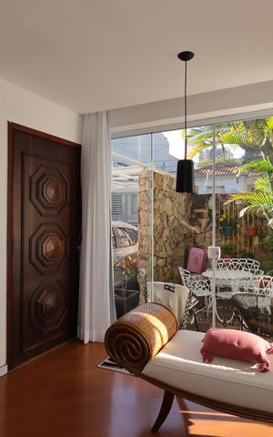 Casa à venda com 310m², 3 quartos e 2 vagasSala