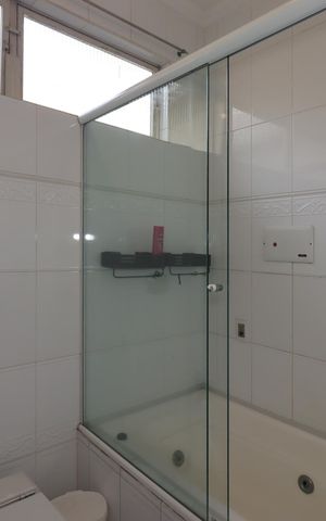 Casa à venda com 310m², 3 quartos e 2 vagasBanheiro da Suíte 1