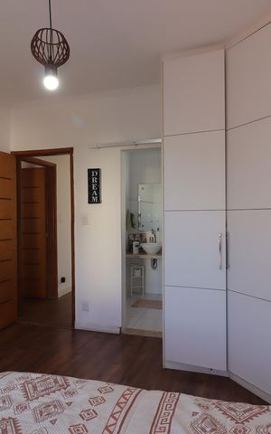 Casa à venda com 310m², 3 quartos e 2 vagasSuíte 1