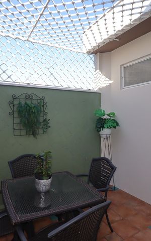 Casa à venda com 310m², 3 quartos e 2 vagasJardim de Inverno