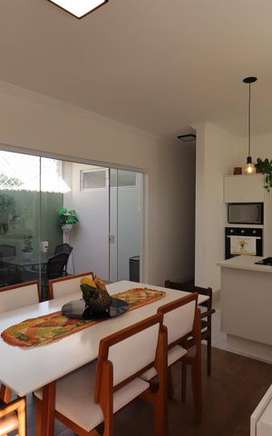 Casa à venda com 310m², 3 quartos e 2 vagasCozinha
