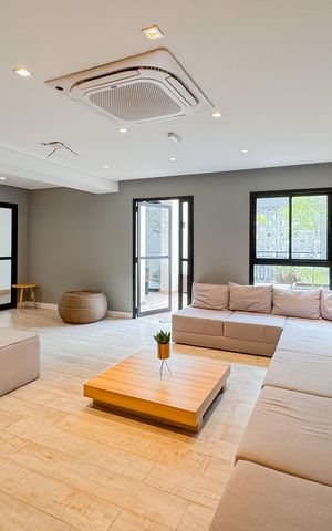 Studio à venda com 26m², 1 quarto e sem vaga Studio à venda com 26m², 1 quarto e sem vagaÁrea comum