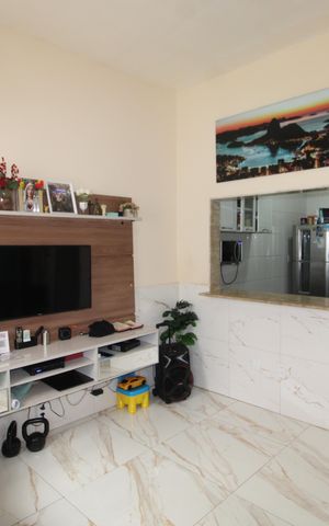 Casa à venda com 95m², 3 quartos e sem vagaSala