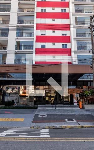 Apartamento para alugar com 76m², 3 quartos e 1 vaga Apartamento para alugar com 76m², 3 quartos e 1 vagaFachada