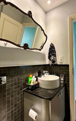 Apartamento à venda com 118m², 2 quartos e 1 vaga Apartamento à venda com 118m², 2 quartos e 1 vagaBanheiro Social