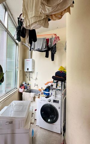 Apartamento à venda com 118m², 2 quartos e 1 vaga Apartamento à venda com 118m², 2 quartos e 1 vagaÁrea de Serviço