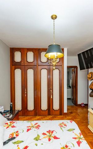 Casa à venda com 440m², 5 quartos e 3 vagas Casa à venda com 440m², 5 quartos e 3 vagasSuíte 2