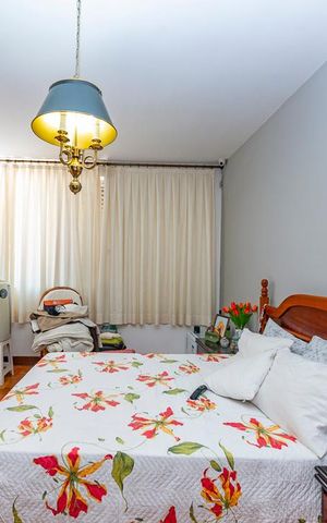 Casa à venda com 440m², 5 quartos e 3 vagas Casa à venda com 440m², 5 quartos e 3 vagasSuíte 2