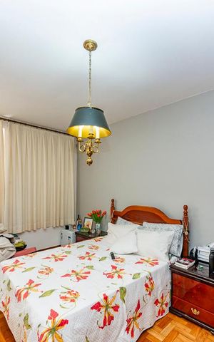 Casa à venda com 440m², 5 quartos e 3 vagas Casa à venda com 440m², 5 quartos e 3 vagasSuíte 2