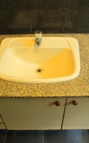 Casa à venda com 180m², 4 quartos e 3 vagasBanheiro (Casa 1) 