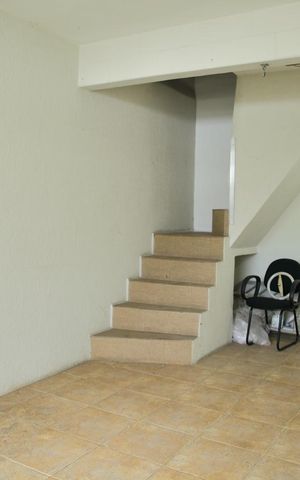 Casa à venda com 180m², 4 quartos e 3 vagasSala ( casa 2 ) 