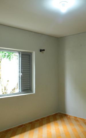 Casa à venda com 180m², 4 quartos e 3 vagasQuarto 2 ( casa 1) 