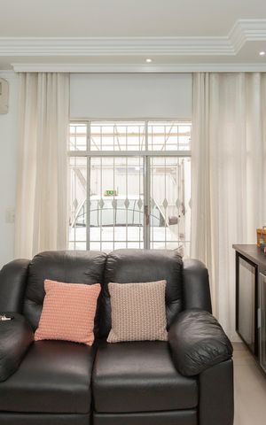 Casa à venda com 120m², 3 quartos e 1 vagaSala
