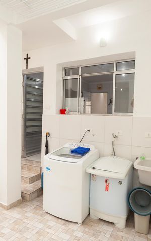 Casa à venda com 120m², 3 quartos e 1 vagaÁrea de Serviço