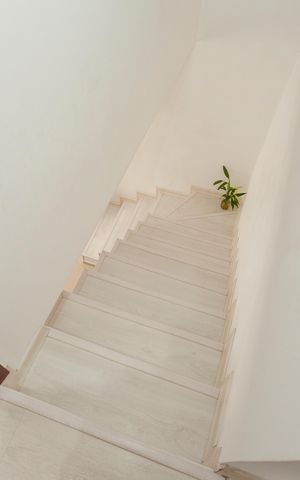 Casa à venda com 120m², 3 quartos e 1 vagaEscada