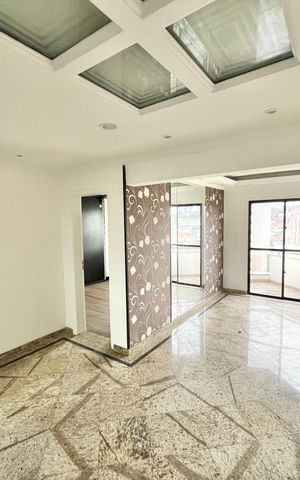 Apartamento à venda com 160m², 3 quartos e 3 vagas Apartamento à venda com 160m², 3 quartos e 3 vagasSala