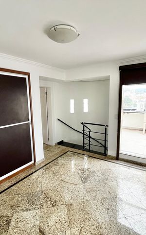 Apartamento à venda com 160m², 3 quartos e 3 vagas