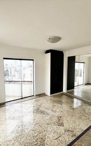 Apartamento à venda com 160m², 3 quartos e 3 vagas