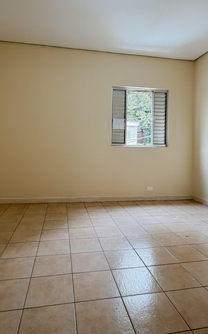 Casa à venda com 240m², 4 quartos e 2 vagas Casa à venda com 240m², 4 quartos e 2 vagasQuarto 2