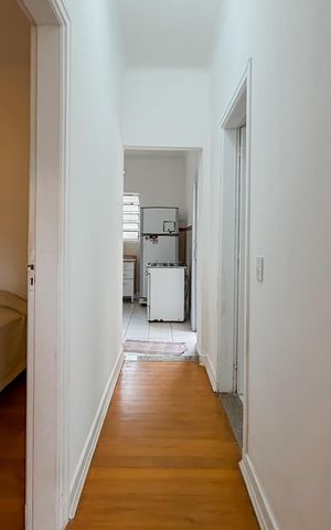 Casa à venda com 240m², 4 quartos e 2 vagas Casa à venda com 240m², 4 quartos e 2 vagasCorredor