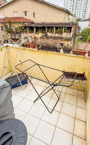 Casa à venda com 240m², 4 quartos e 2 vagas Casa à venda com 240m², 4 quartos e 2 vagasCasa 2 - Área Externa