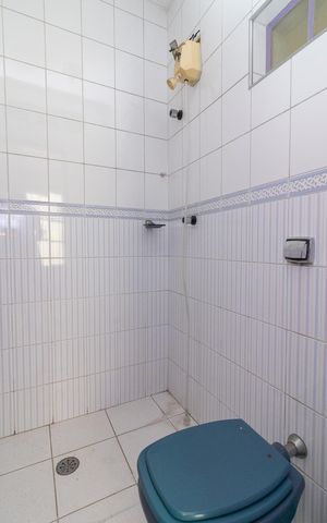 Casa para alugar com 251m², 3 quartos e sem vagaBanheiro da Suíte 2