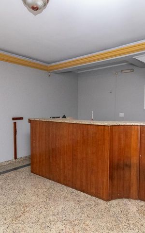 Casa para alugar com 251m², 3 quartos e sem vagaSala