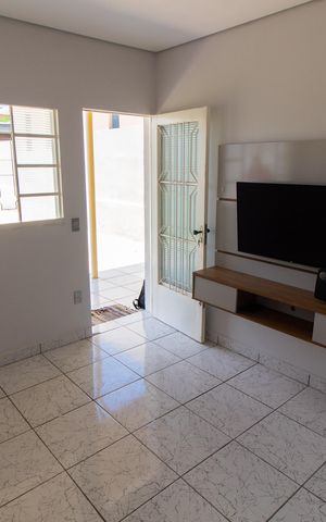 Casa à venda com 40m², 1 quarto e 1 vaga Casa à venda com 40m², 1 quarto e 1 vagaSALA
