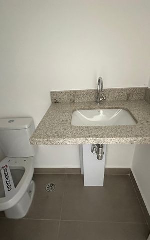 Apartamento à venda com 89m², 3 quartos e 2 vagasBanheiro da Suíte 1