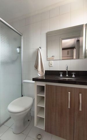 Apartamento à venda com 65m², 2 quartos e 2 vagas Apartamento à venda com 65m², 2 quartos e 2 vagasBanheiro 2