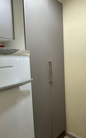 Casa de condomínio à venda com 450m², 4 quartos e 2 vagas Casa de condomínio à venda com 450m², 4 quartos e 2 vagasDespensa