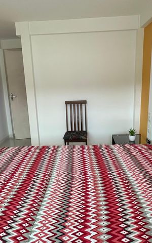 Casa de condomínio à venda com 450m², 4 quartos e 2 vagas Casa de condomínio à venda com 450m², 4 quartos e 2 vagasQuarto 1