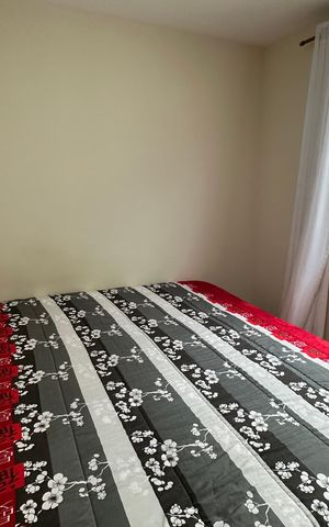 Casa de condomínio à venda com 450m², 4 quartos e 2 vagas Casa de condomínio à venda com 450m², 4 quartos e 2 vagasQuarto 4