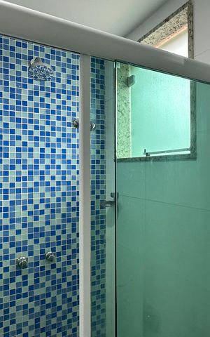 Casa de condomínio à venda com 450m², 4 quartos e 2 vagas Casa de condomínio à venda com 450m², 4 quartos e 2 vagasBanheiro quarto 4