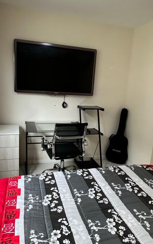 Casa de condomínio à venda com 450m², 4 quartos e 2 vagas Casa de condomínio à venda com 450m², 4 quartos e 2 vagasQuarto 4