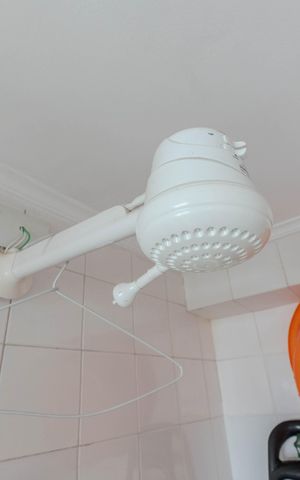 Apartamento à venda com 107m², 4 quartos e 1 vaga Apartamento à venda com 107m², 4 quartos e 1 vagaBanheiro de serviço