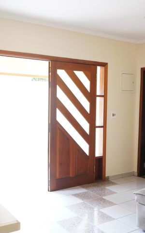 Casa à venda com 260m², 3 quartos e 4 vagasSala