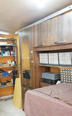Casa à venda com 260m², 3 quartos e 4 vagasÁrea de Serviço