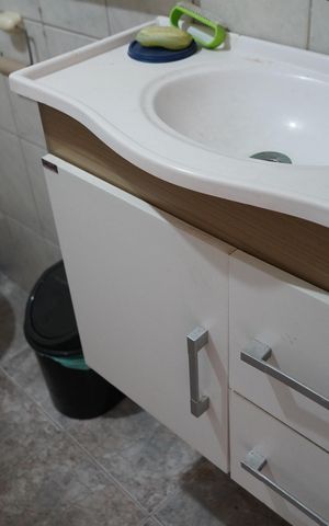 Casa à venda com 260m², 3 quartos e 4 vagasBanheiro 2